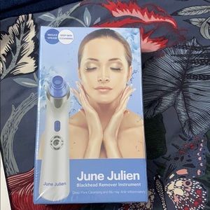 Blackhead remover BRAND NEW NEVER OPENED
